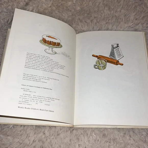 Vintage 70s Rabbit Finds A Way Picture Story Book - Picture 3 of 5